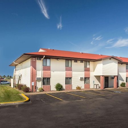 Мотель Super 8 By Wyndham Eau Claire I-94 Экстерьер фото