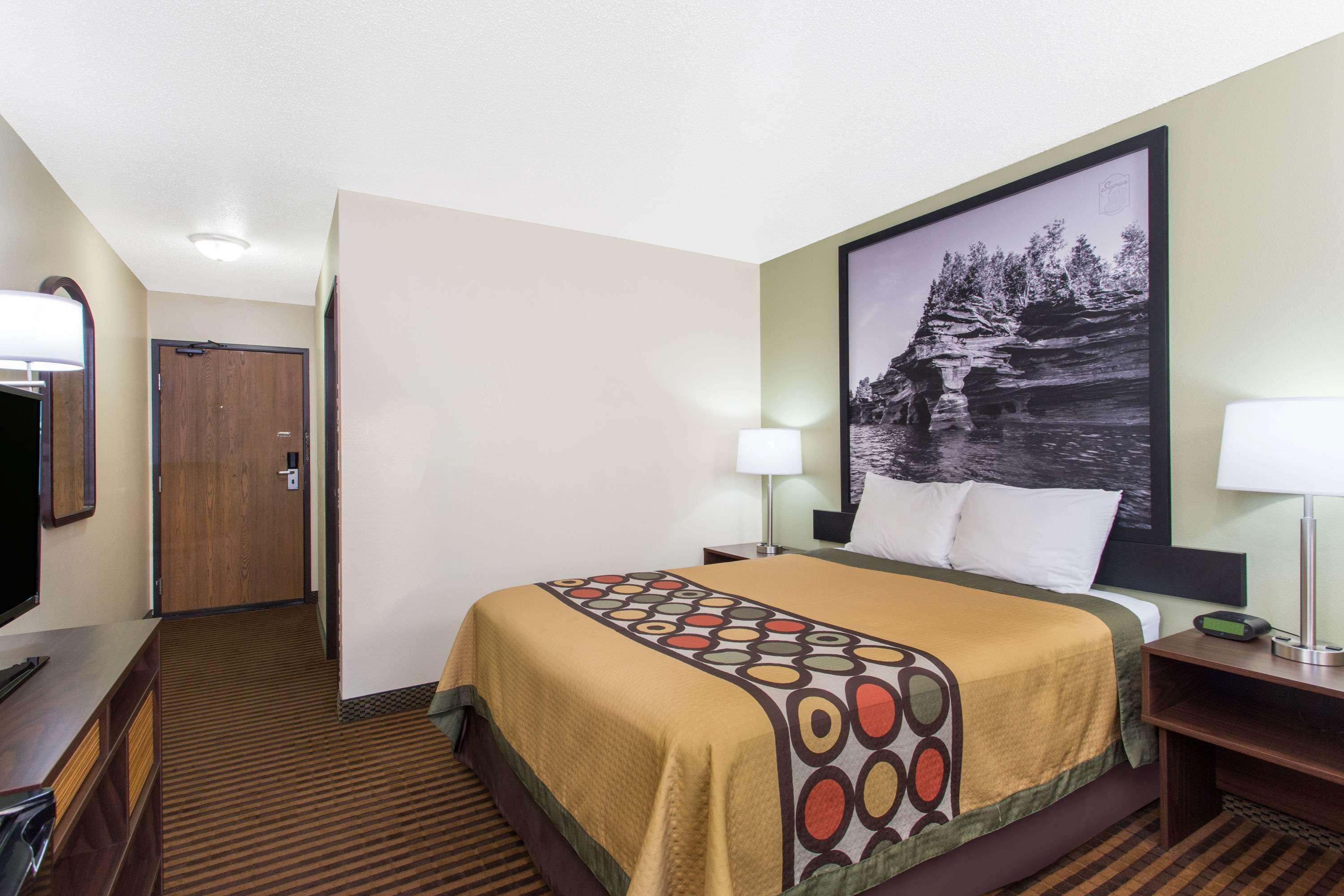 Мотель Super 8 By Wyndham Eau Claire I-94 Экстерьер фото
