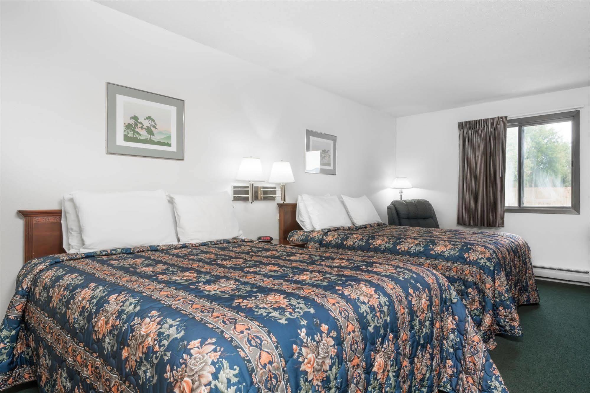 Мотель Super 8 By Wyndham Eau Claire I-94 Экстерьер фото